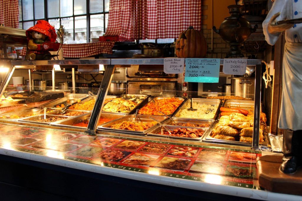 Hongaars eten in de Centrale Markthal van Boedapest