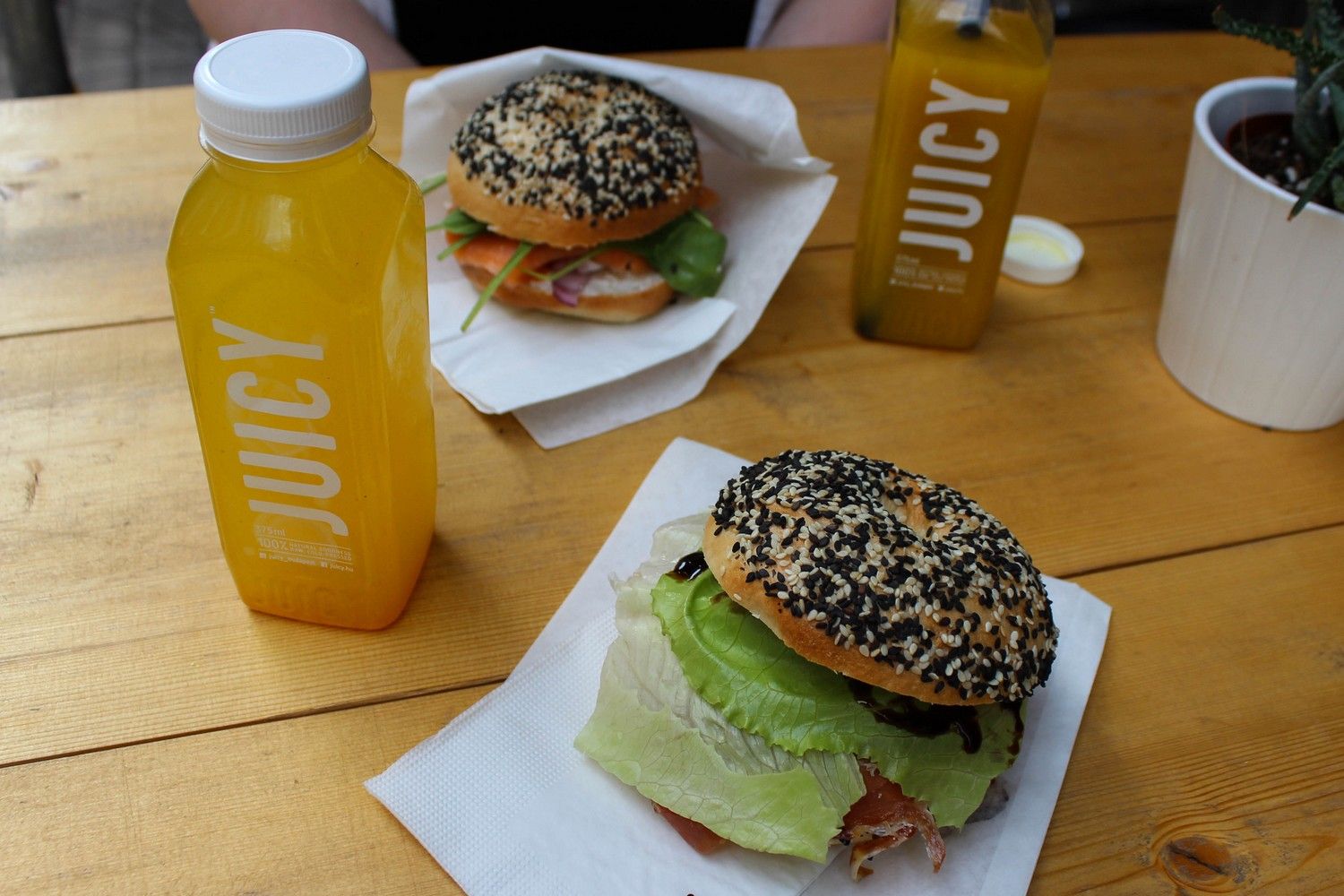 Juicy + Budapest Bagel