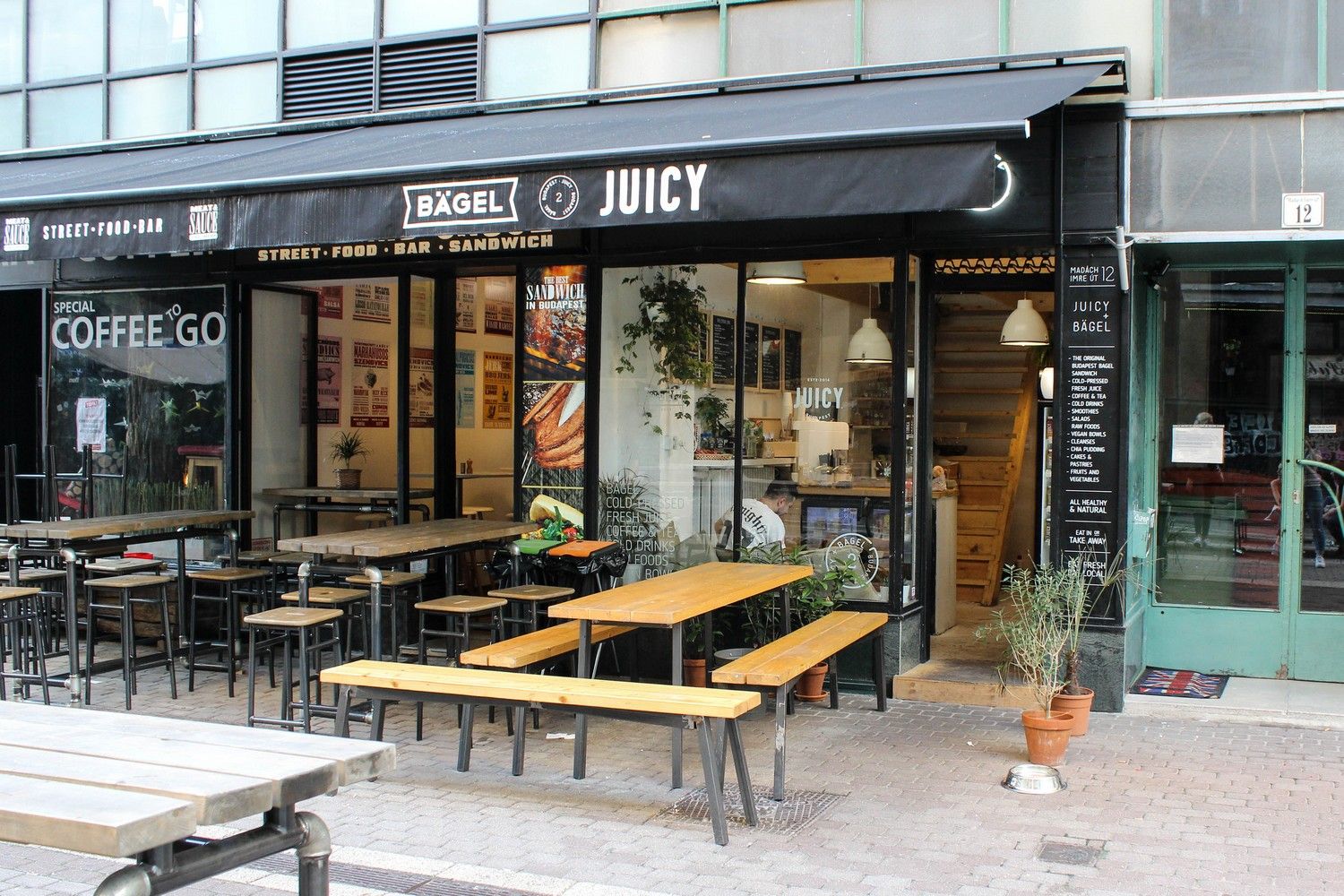 Juicy + Budapest Bagel