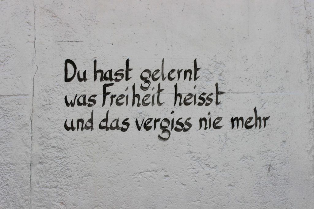 East Side Gallery Berlijn: Du hast gelernt was Freiheit heisst und das vergiss nie mehr