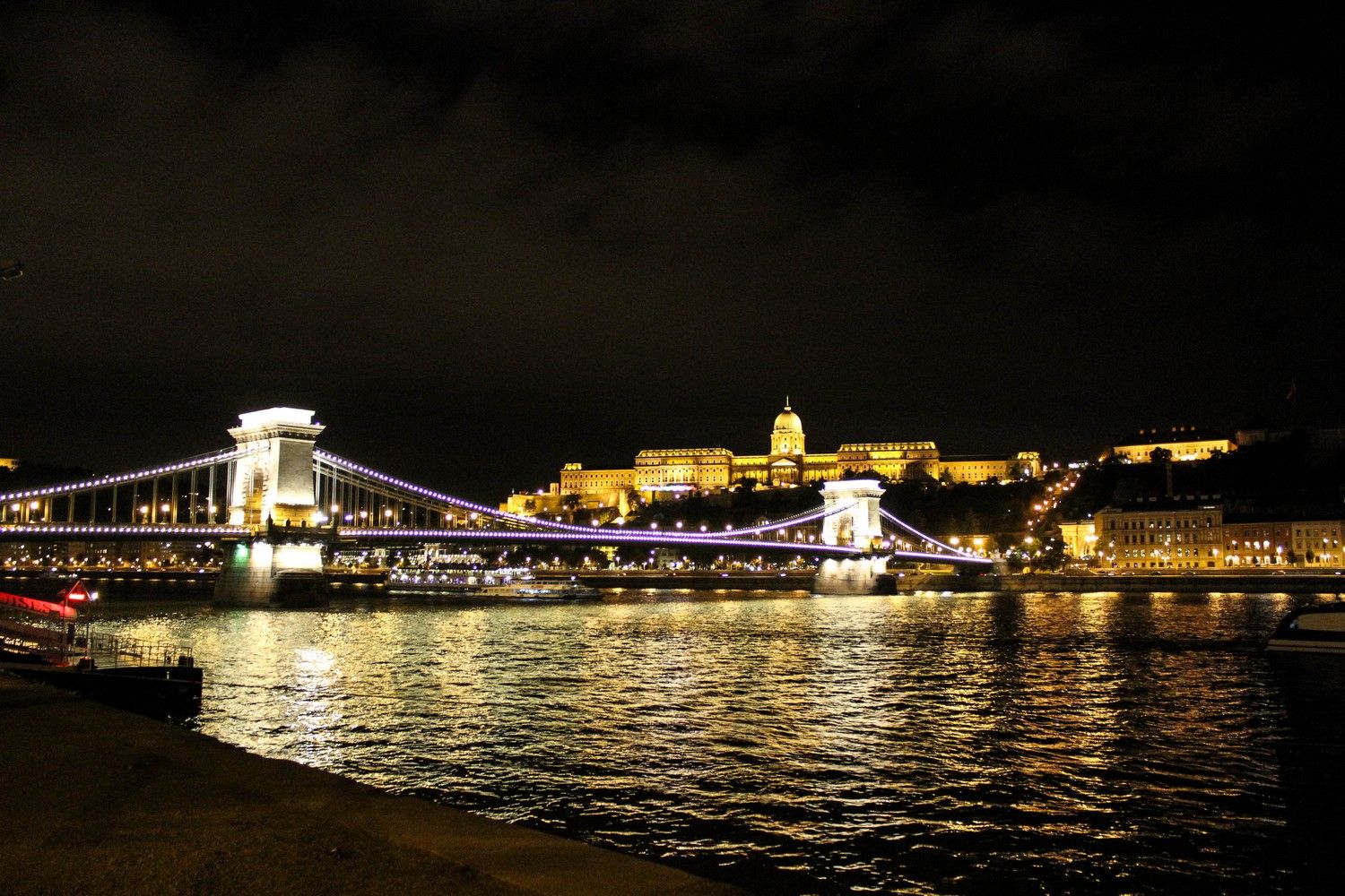 Bewonder Boedapest in de avond