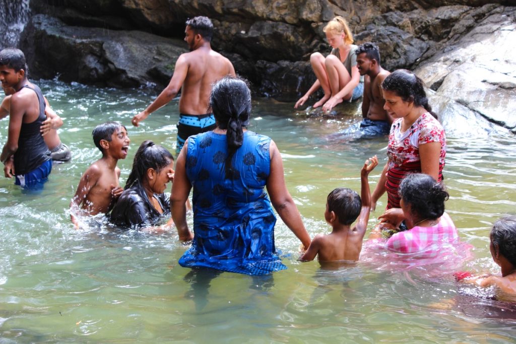 De Ravana Waterfalls in Ella