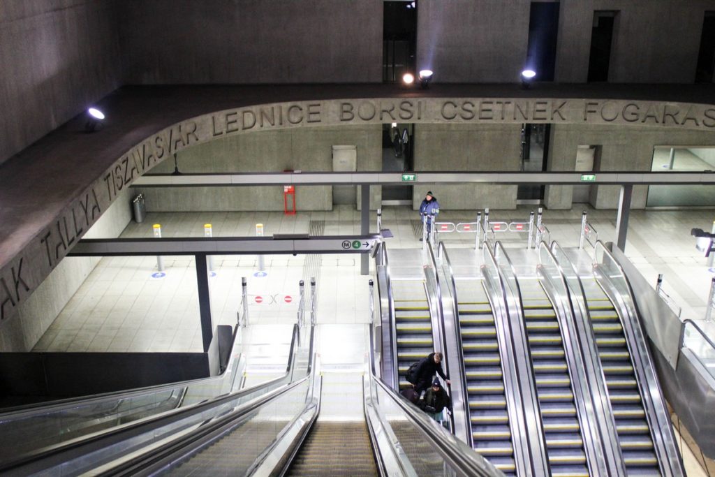 Metrostation Rákóczi tér in Boedapest