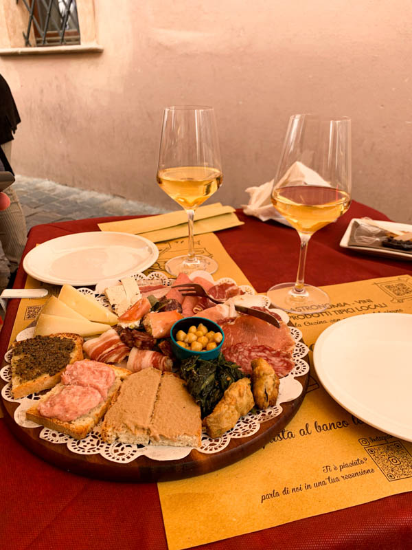 Antipasti in Narni, Italië