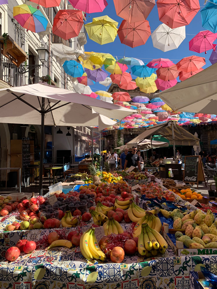 Markt in Catania, Sicilië