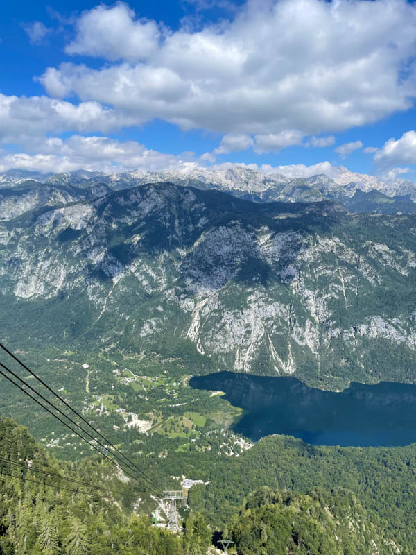 Hiken in skigebied Vogel, Slovenië